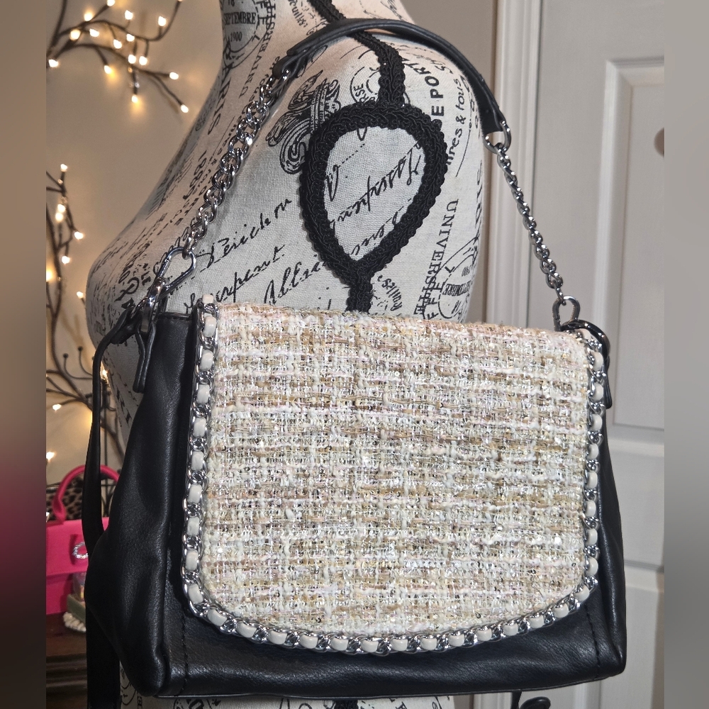 Magnolia And Vine Tweed Grommet Versa Crossbody Handbag